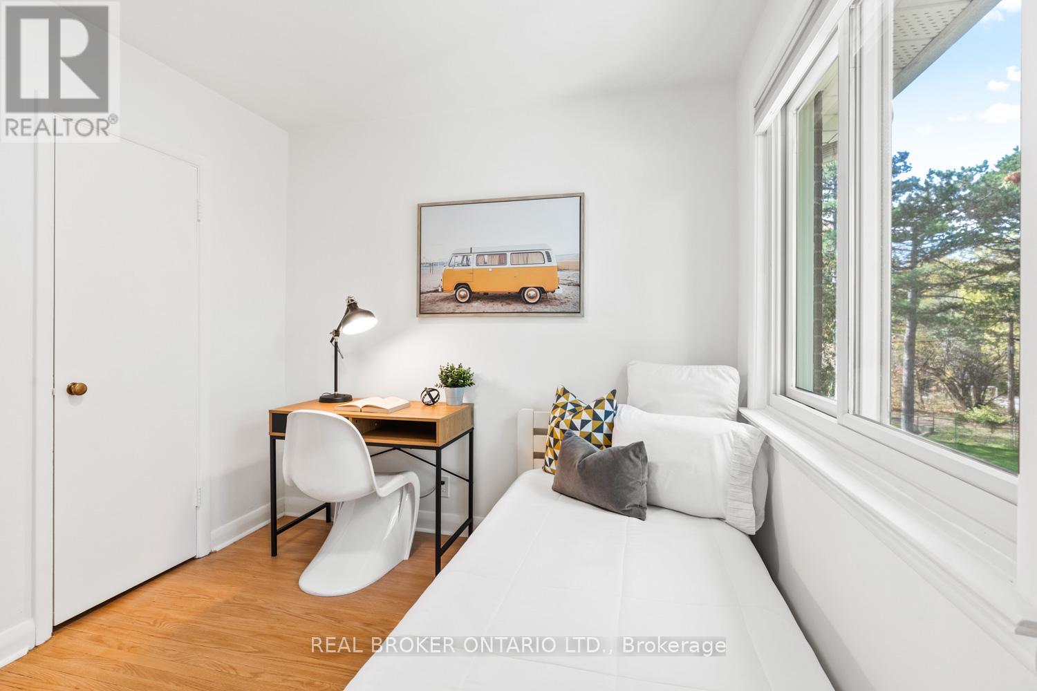 29 Veery Place, Toronto (Banbury-Don Mills), Ontario  M3C 2C9 - Photo 18 - C12475818
