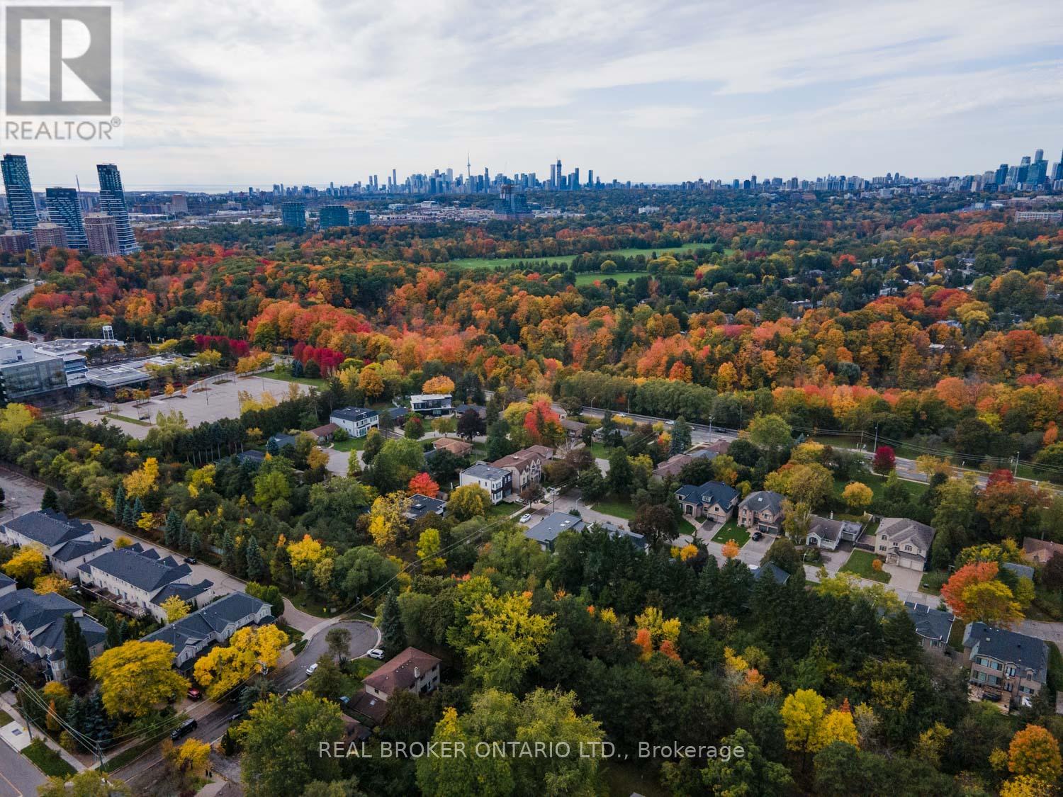 29 Veery Place, Toronto (Banbury-Don Mills), Ontario  M3C 2C9 - Photo 33 - C12475818
