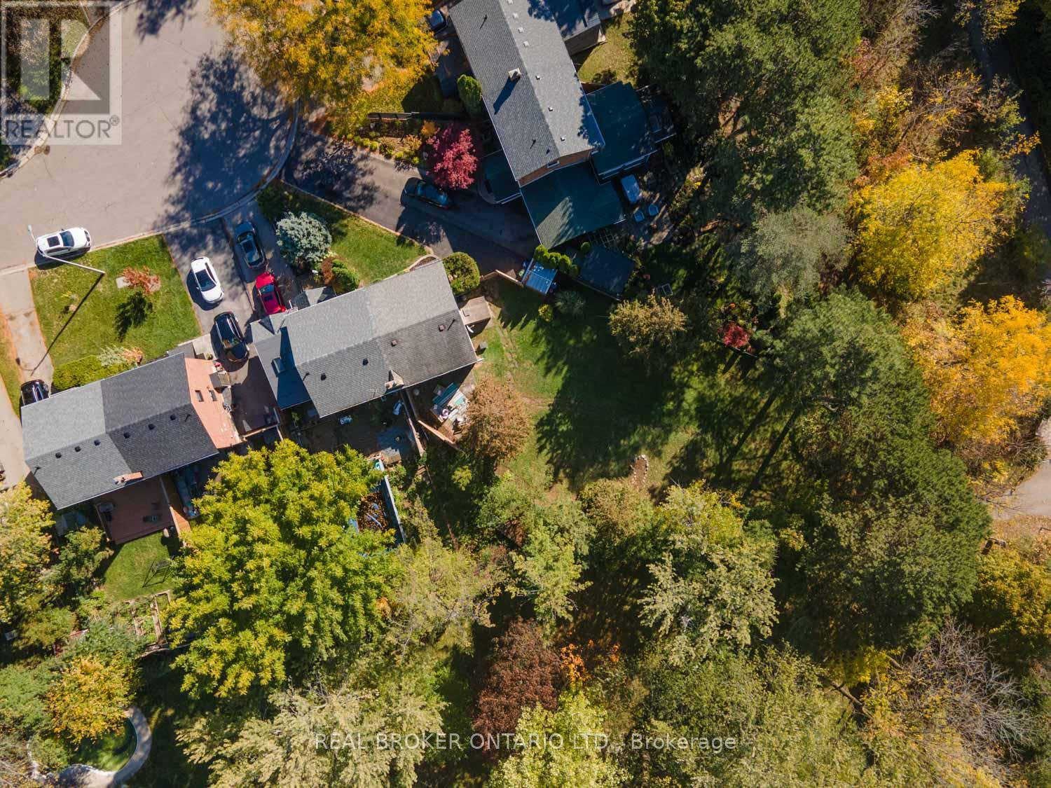 29 Veery Place, Toronto (Banbury-Don Mills), Ontario  M3C 2C9 - Photo 36 - C12475818