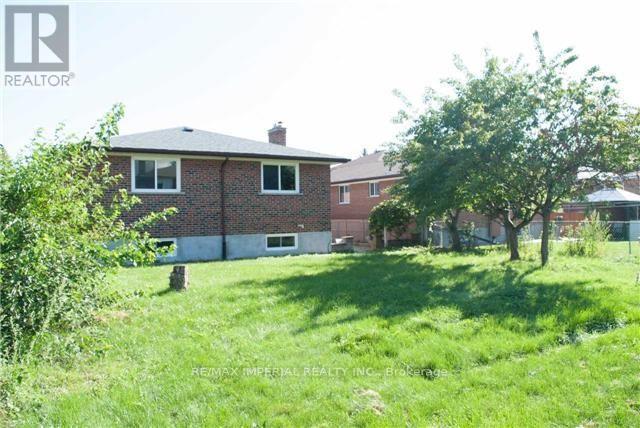 28 Bowhill Crescent, Toronto (Pleasant View), Ontario  M2J 3S2 - Photo 2 - C12475868