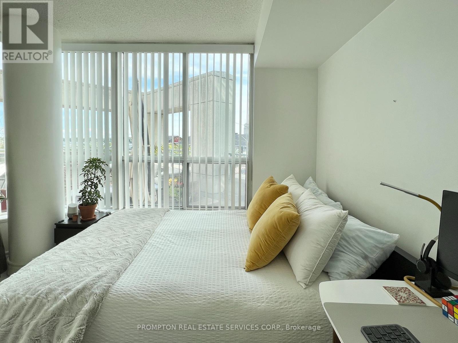 226 - 230 Queens Quay W, Toronto, Ontario  M5J 2Y7 - Photo 14 - C12475894