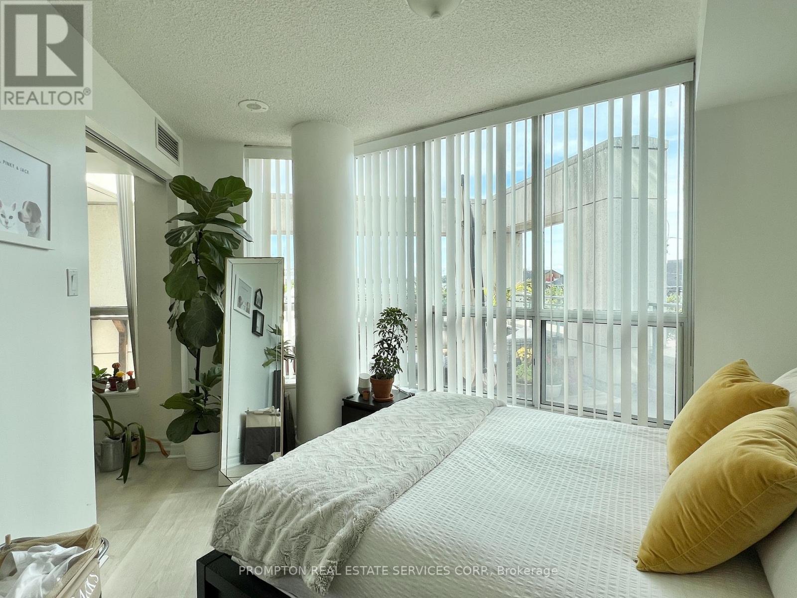 226 - 230 Queens Quay W, Toronto, Ontario  M5J 2Y7 - Photo 15 - C12475894
