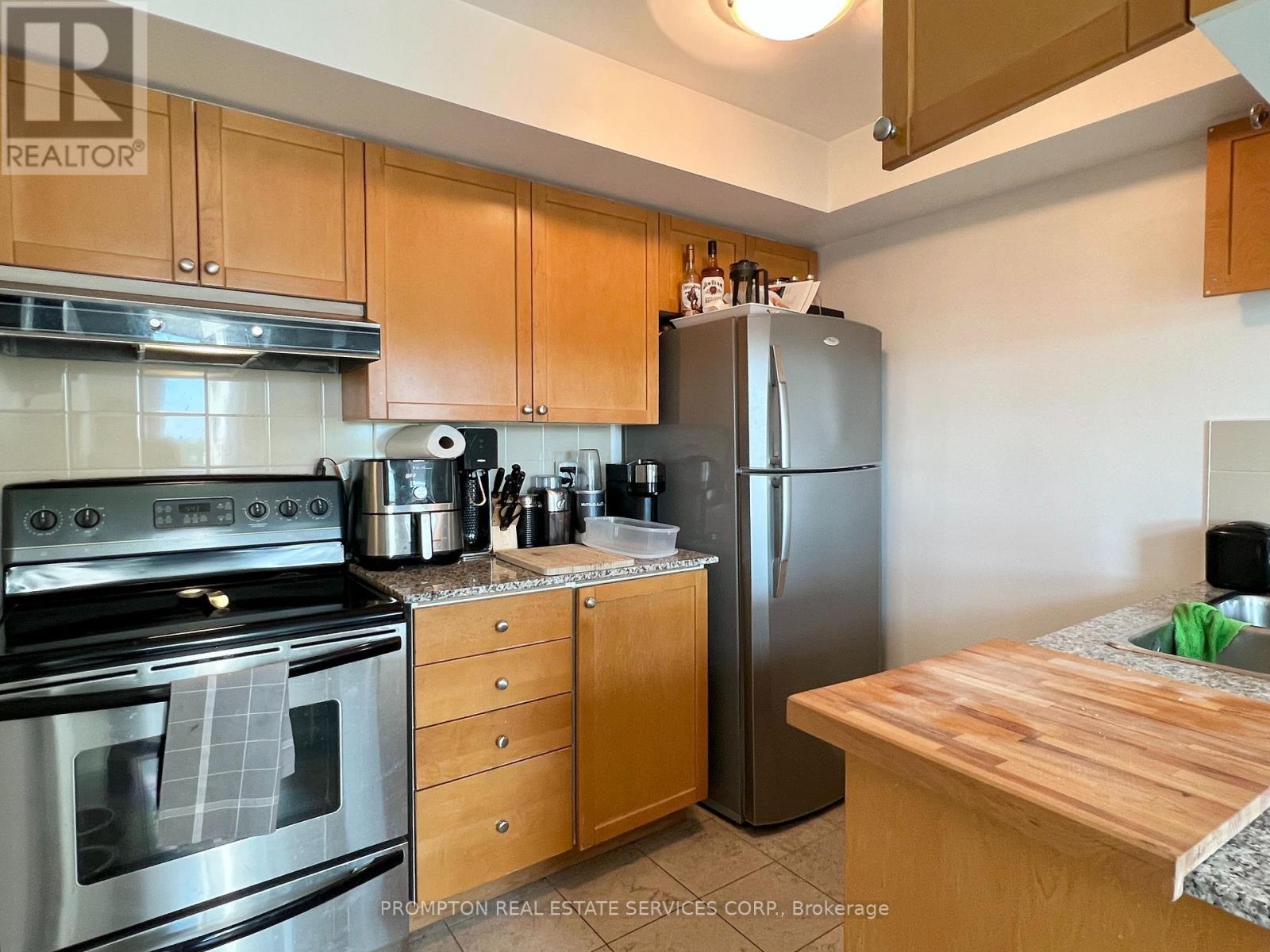 226 - 230 Queens Quay W, Toronto, Ontario  M5J 2Y7 - Photo 18 - C12475894
