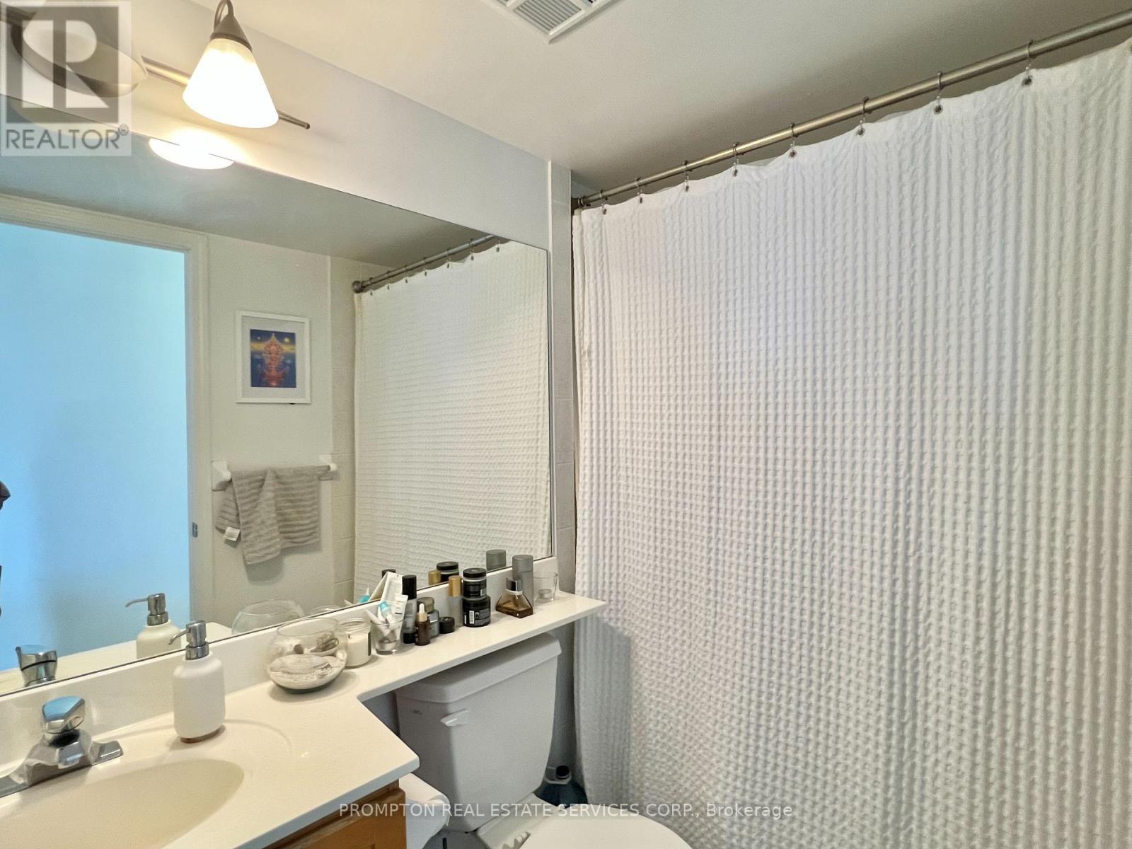 226 - 230 Queens Quay W, Toronto, Ontario  M5J 2Y7 - Photo 35 - C12475894