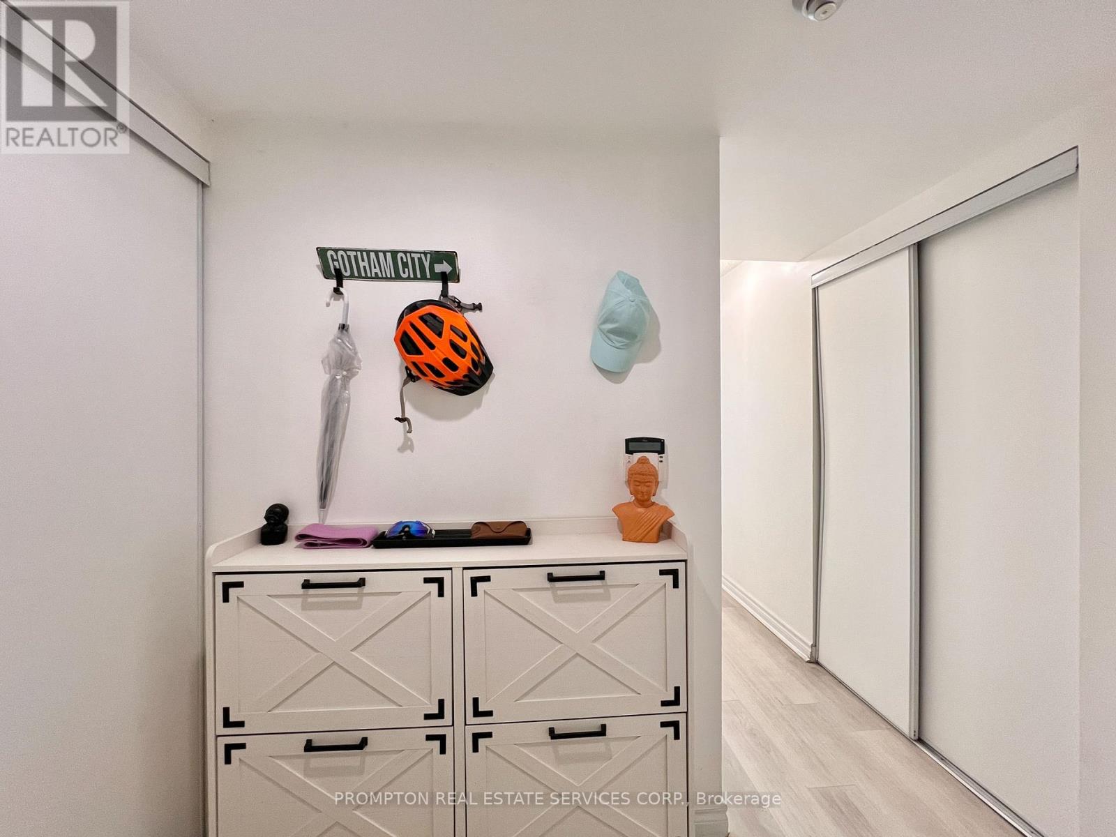 226 - 230 Queens Quay W, Toronto, Ontario  M5J 2Y7 - Photo 37 - C12475894