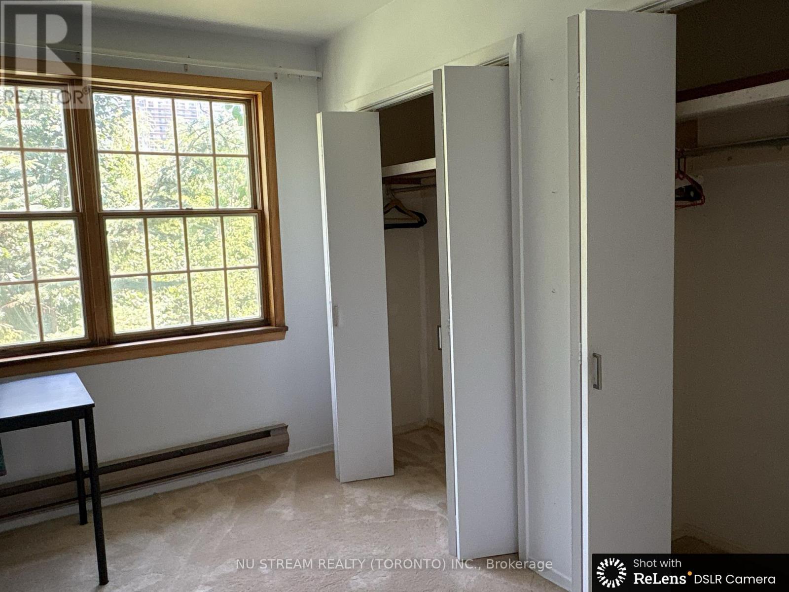 5 Basswood Road, Toronto, Ontario  M2N 2N2 - Photo 4 - C12475918