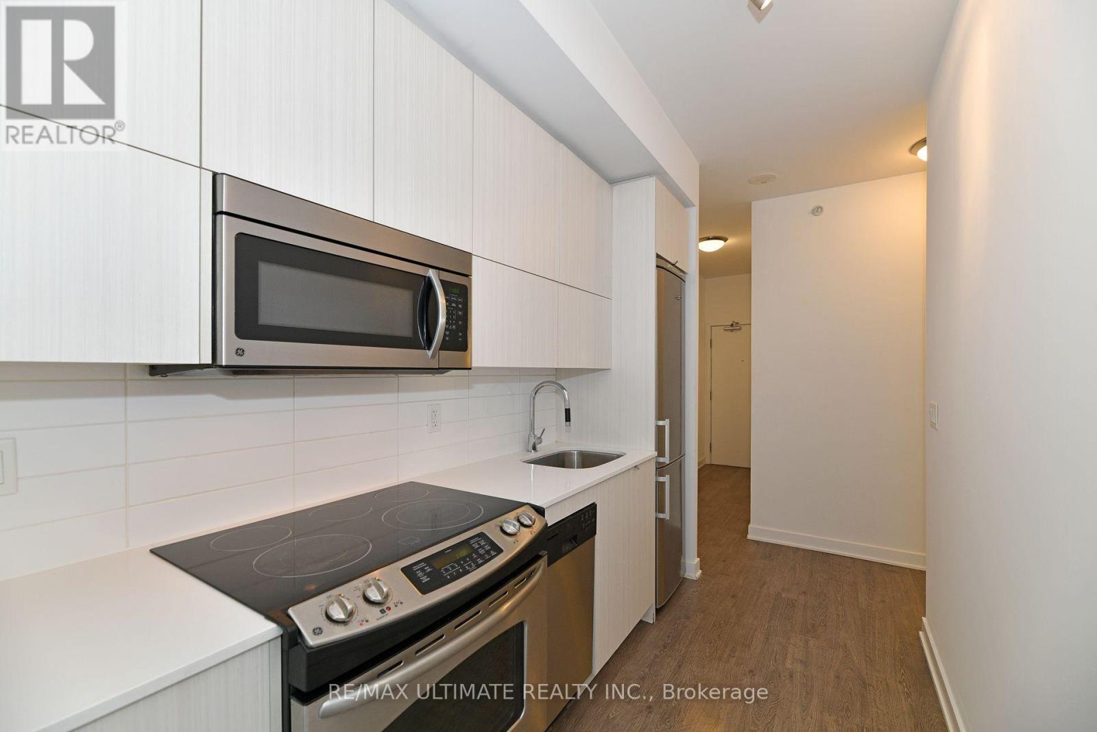 402 - 32 Camden Street, Toronto, Ontario  M5V 1V1 - Photo 8 - C12475926