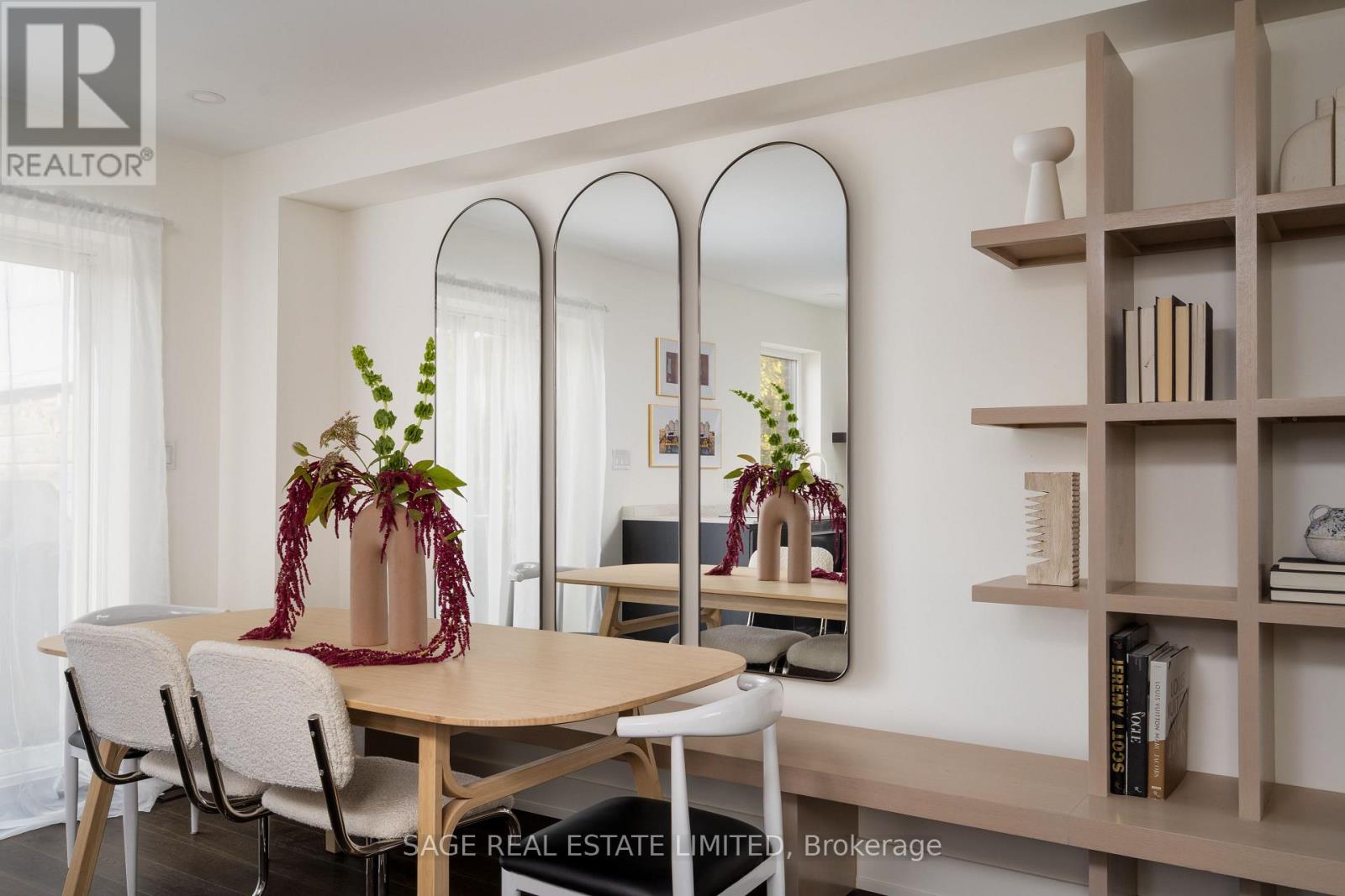 276 Oakwood Avenue, Toronto, Ontario  M6E 2V6 - Photo 12 - C12475948
