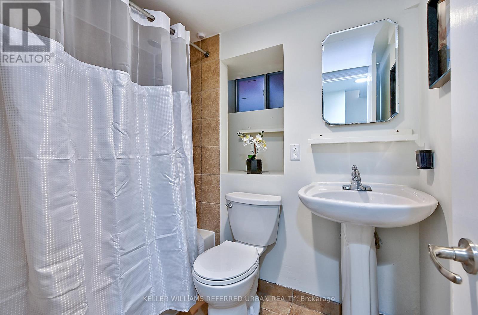 789 Markham Street, Toronto, Ontario  M6G 2M4 - Photo 22 - C12475980