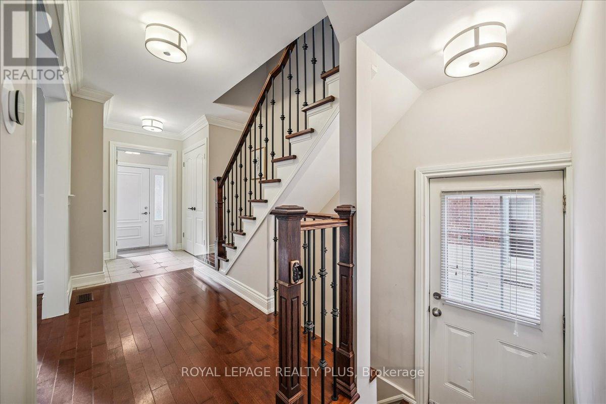 265 Winnett Avenue, Toronto, Ontario  M6C 3L8 - Photo 10 - C12475984