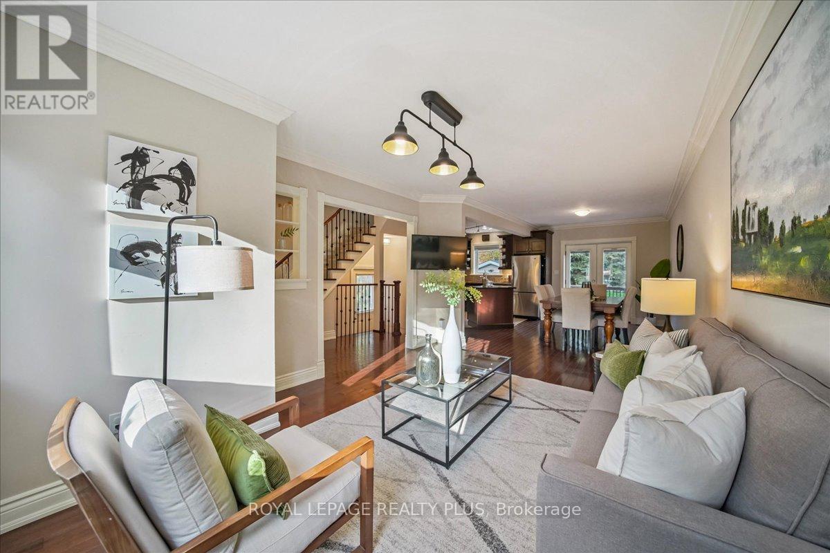 265 Winnett Avenue, Toronto, Ontario  M6C 3L8 - Photo 14 - C12475984
