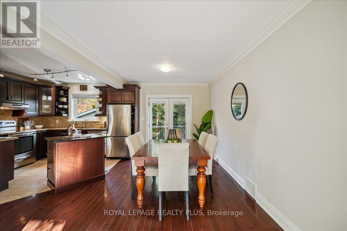 265 Winnett Avenue, Toronto, Ontario  M6C 3L8 - Photo 15 - C12475984