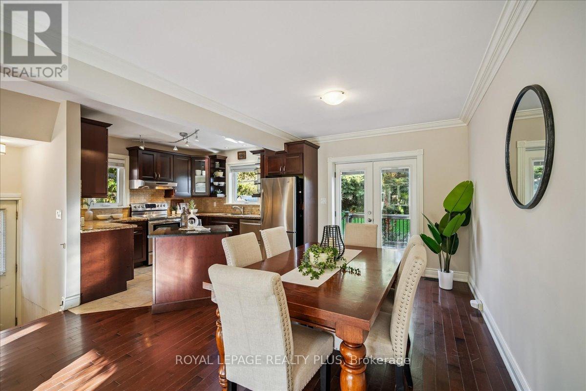 265 Winnett Avenue, Toronto, Ontario  M6C 3L8 - Photo 16 - C12475984