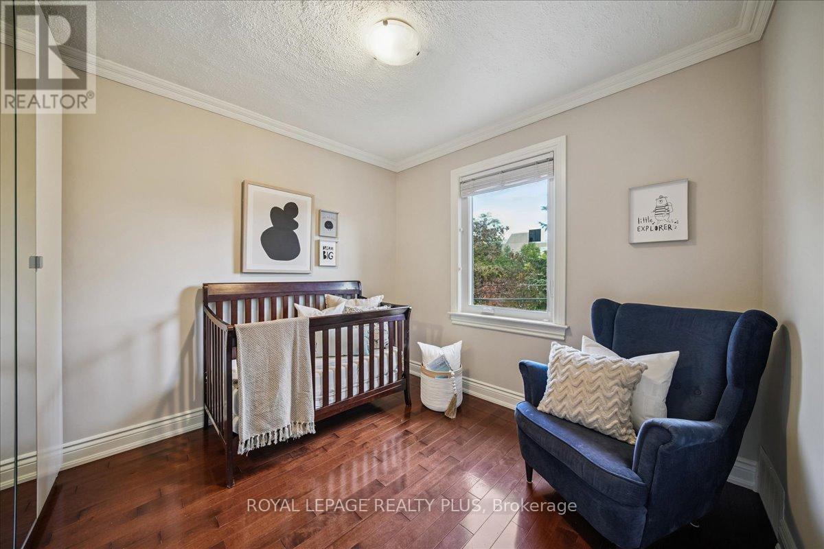 265 Winnett Avenue, Toronto, Ontario  M6C 3L8 - Photo 31 - C12475984