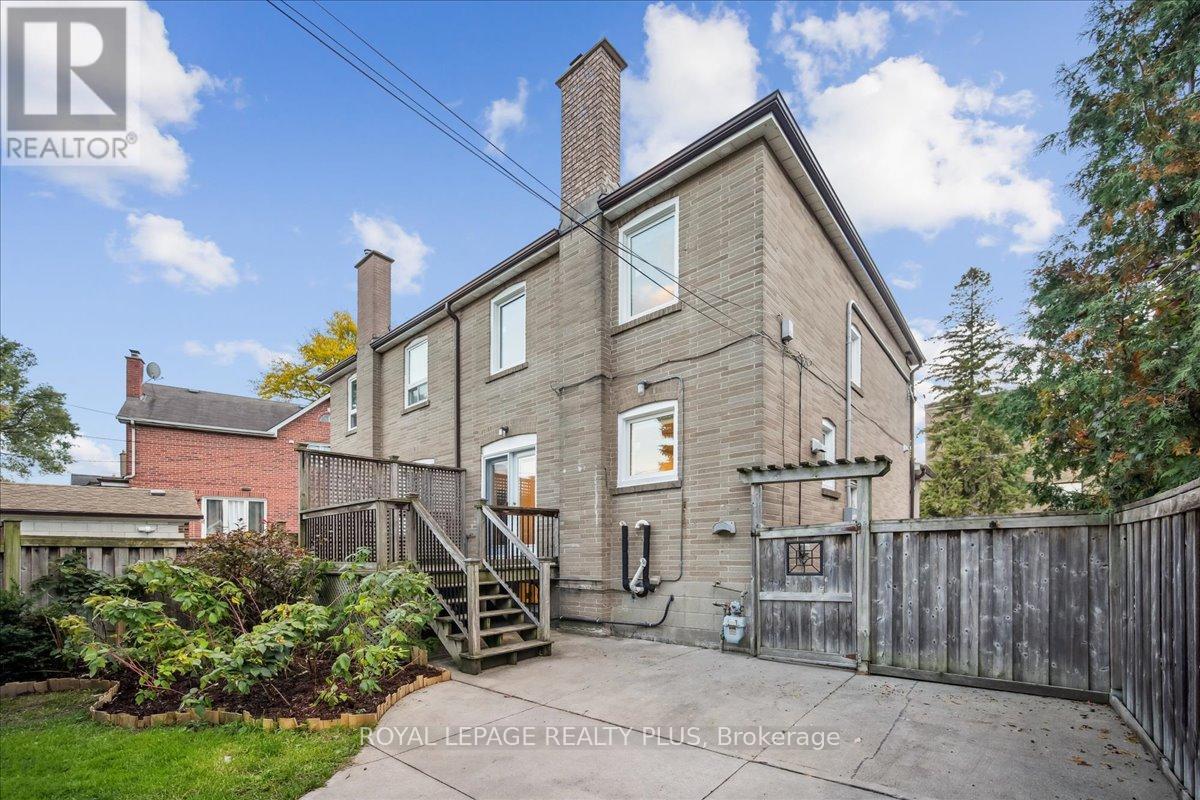 265 Winnett Avenue, Toronto, Ontario  M6C 3L8 - Photo 44 - C12475984
