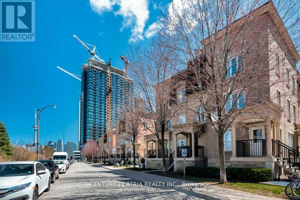 714 - 42 Western Battery Road, Toronto, Ontario  M6K 3P1 - Photo 1 - C12475985
