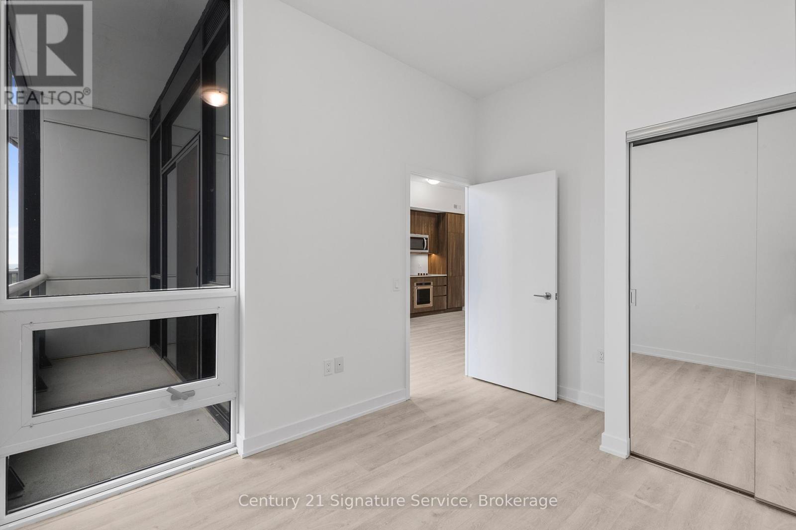 2010 - 15 Richardson Street, Toronto, Ontario  M5A 0Y5 - Photo 13 - C12475986