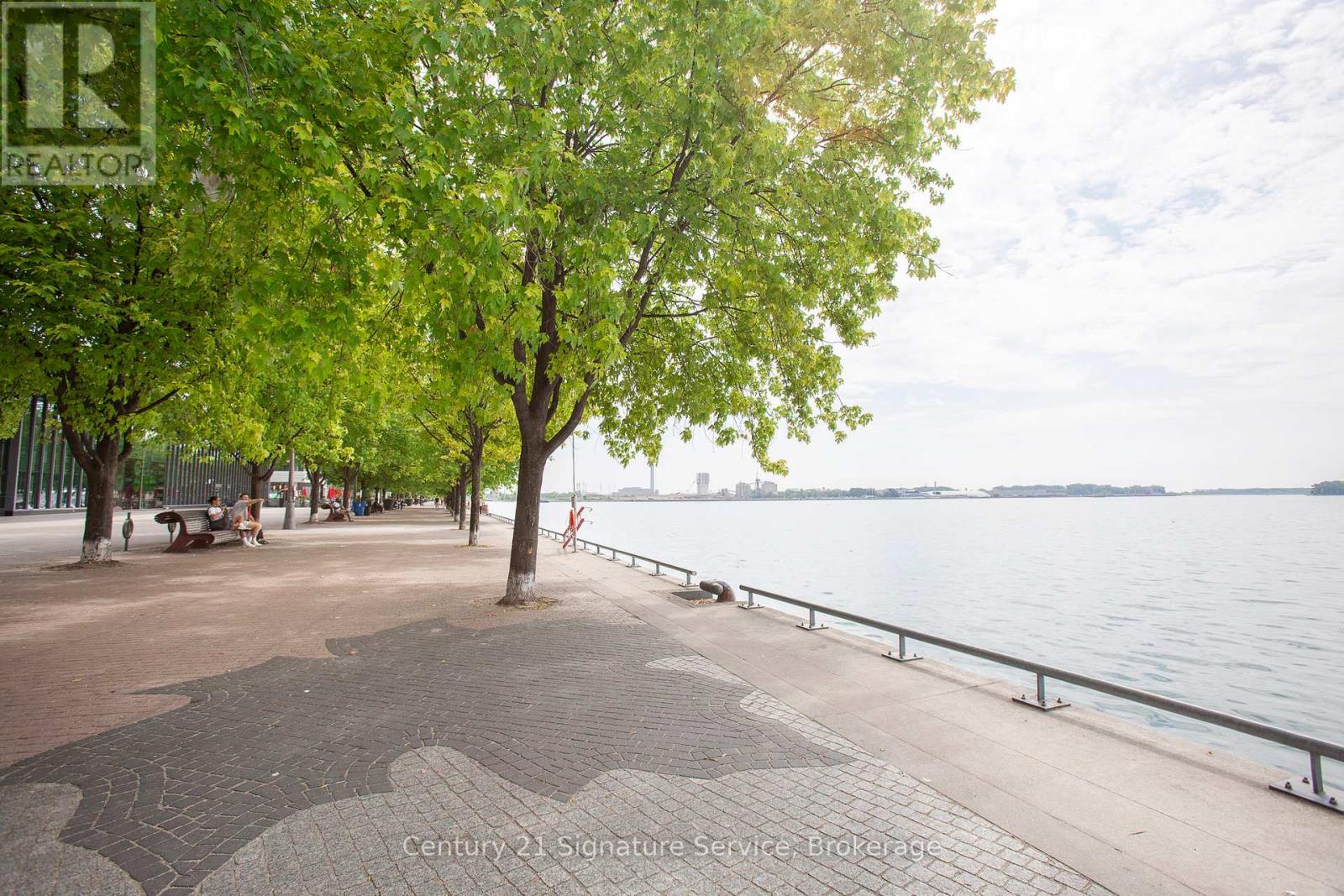 2010 - 15 Richardson Street, Toronto, Ontario  M5A 0Y5 - Photo 19 - C12475986