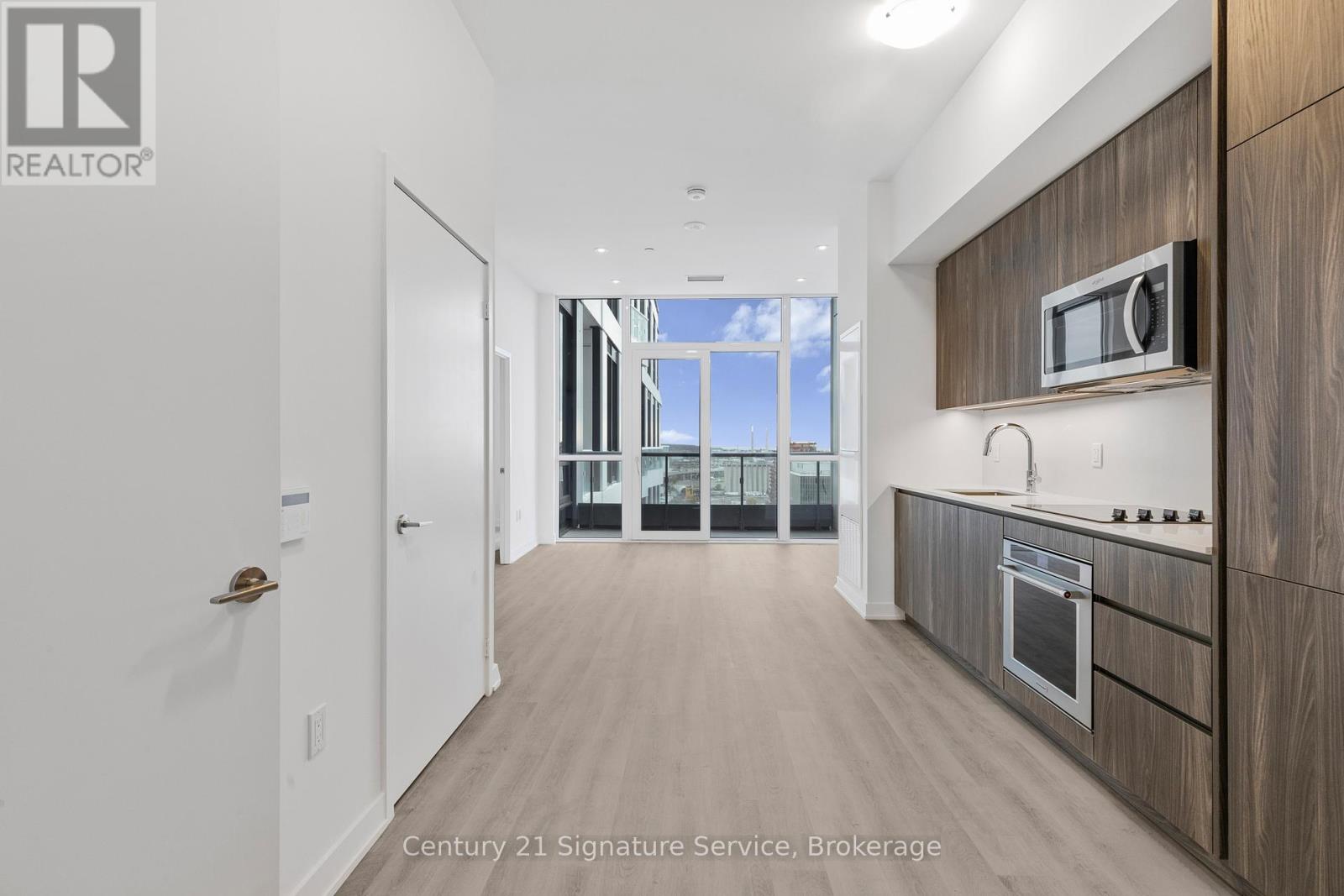 2010 - 15 Richardson Street, Toronto, Ontario  M5A 0Y5 - Photo 3 - C12475986