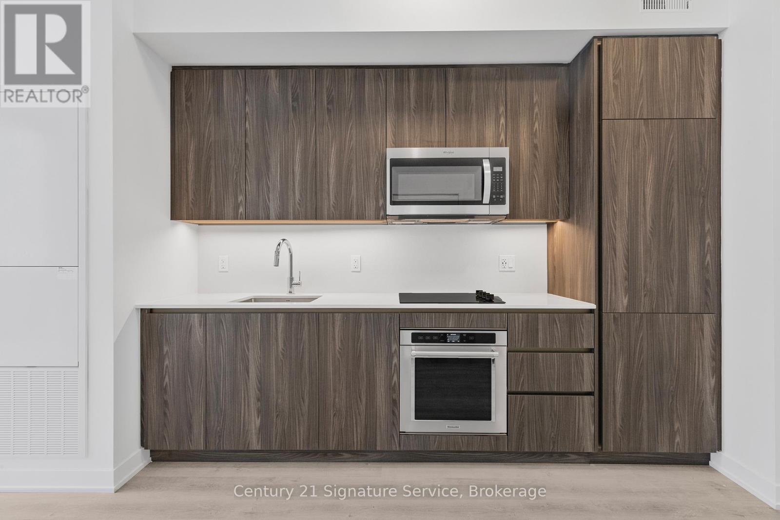 2010 - 15 Richardson Street, Toronto, Ontario  M5A 0Y5 - Photo 4 - C12475986