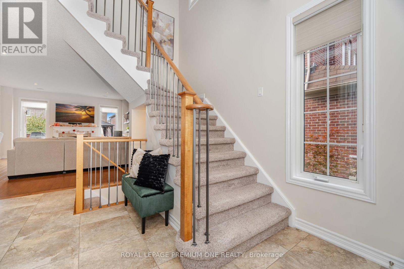 1271 Aldsworth Crescent, Oshawa (Pinecrest), Ontario  L1K 0S5 - Photo 18 - E12475589