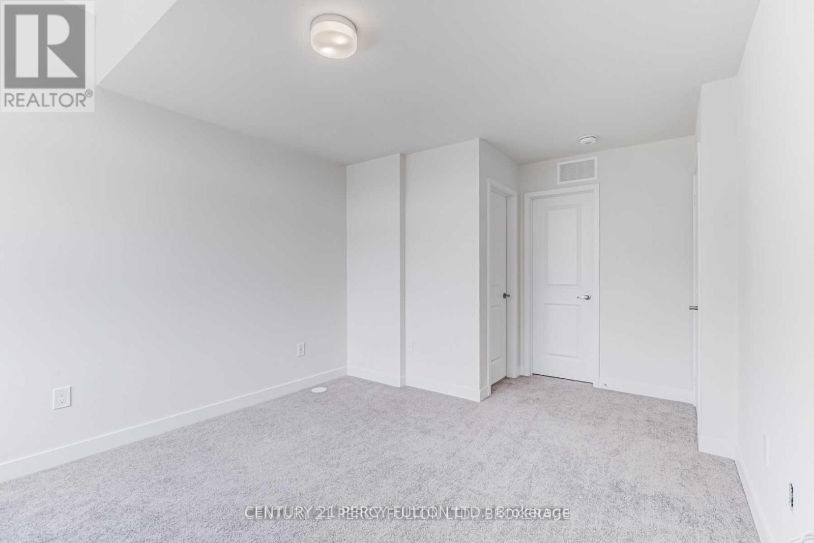 105 - 2550 Castlegate Crossing Drive, Pickering, Ontario  L1X 0G4 - Photo 13 - E12475625