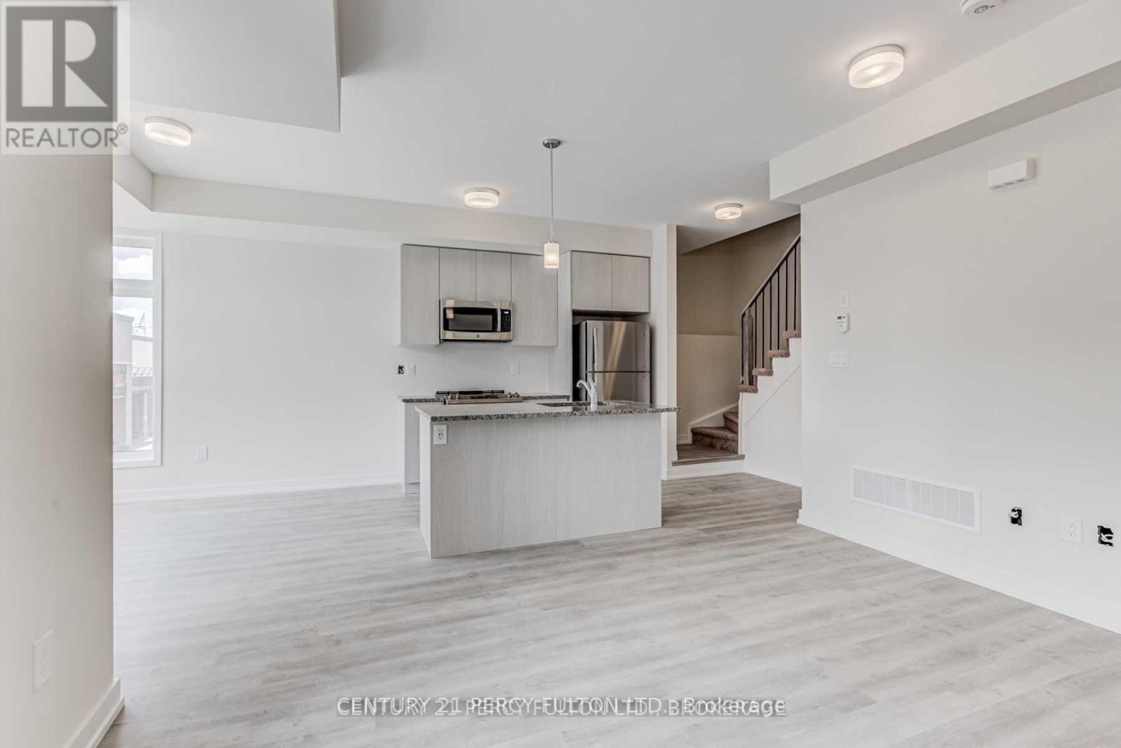 105 - 2550 Castlegate Crossing Drive, Pickering, Ontario  L1X 0G4 - Photo 5 - E12475625