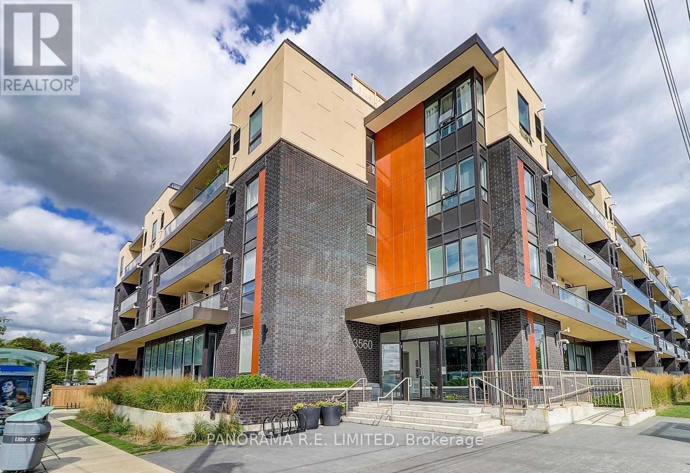 318 - 3560 ST CLAIR AVENUE E, Toronto, Ontario