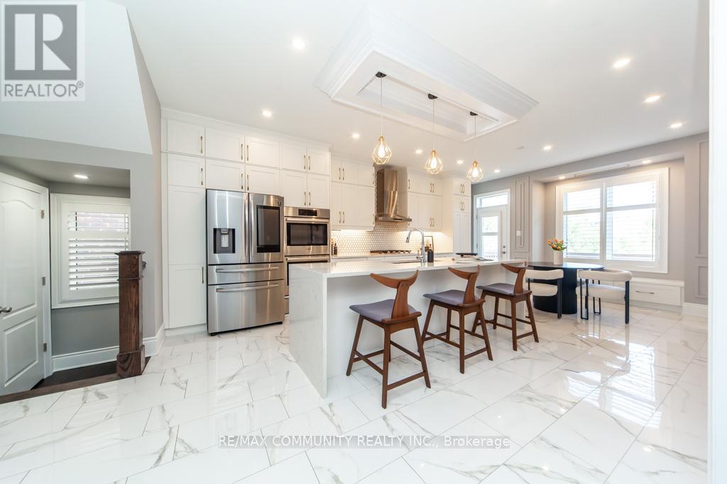 70 Barkerville Drive, Whitby (Lynde Creek), Ontario  L1N 9Y6 - Photo 6 - E12475724