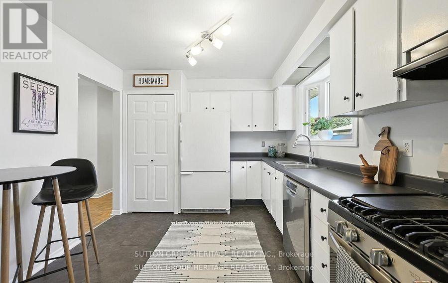 93 Lincoln Street, Ajax (Central West), Ontario  L1S 6C6 - Photo 22 - E12475734