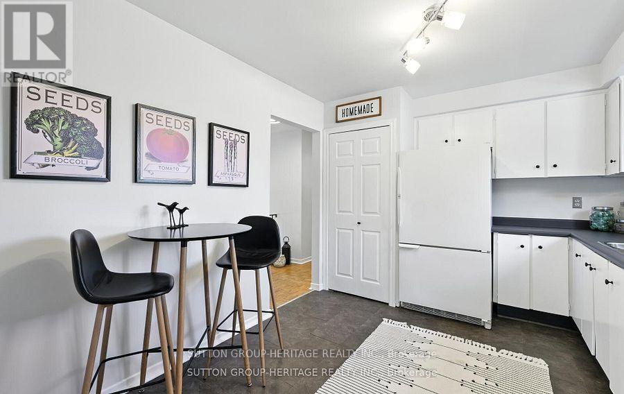 93 Lincoln Street, Ajax (Central West), Ontario  L1S 6C6 - Photo 6 - E12475734