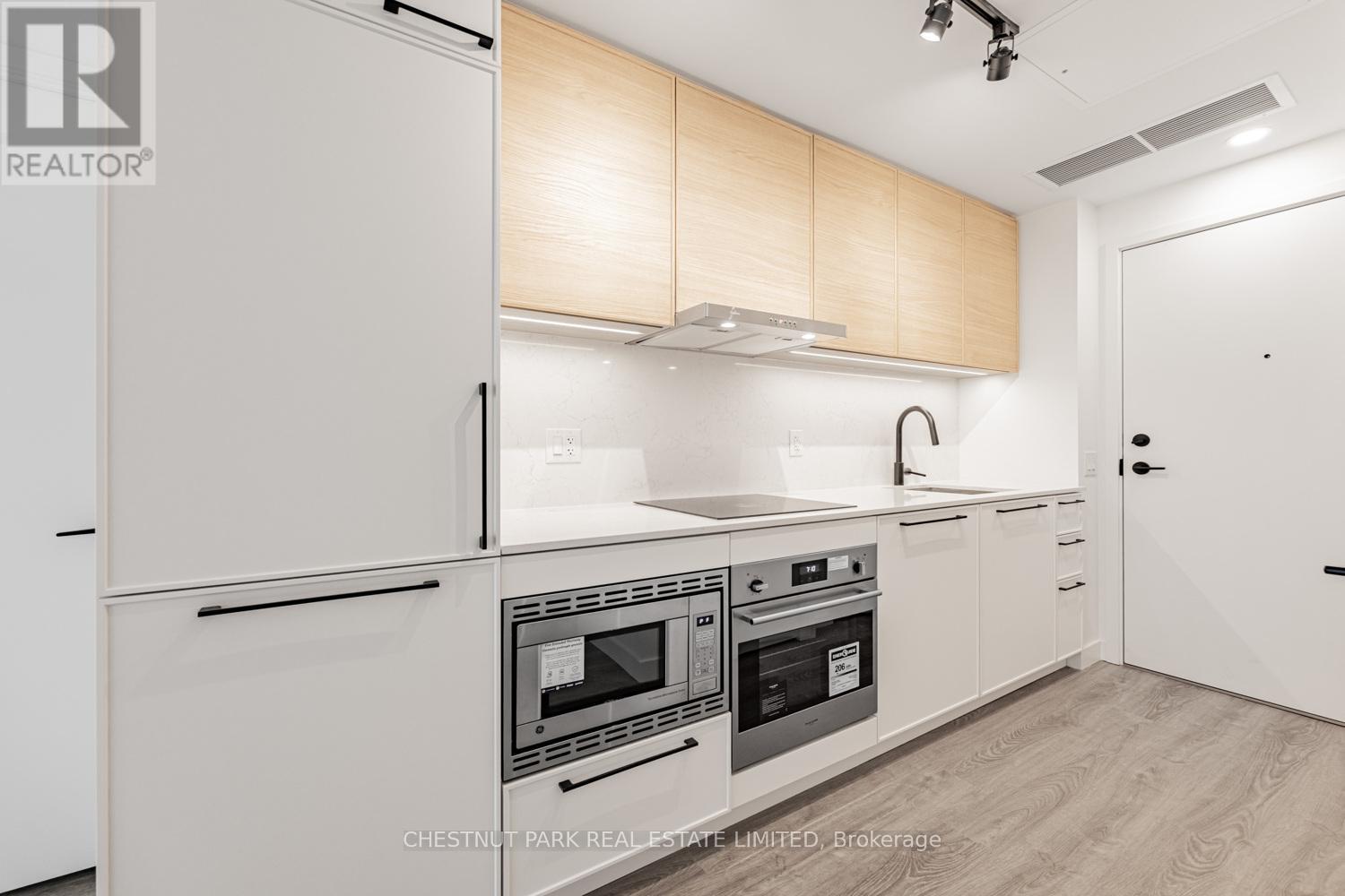 402 - 1050 Eastern Avenue, Toronto, Ontario  M4L 0B7 - Photo 5 - E12475892