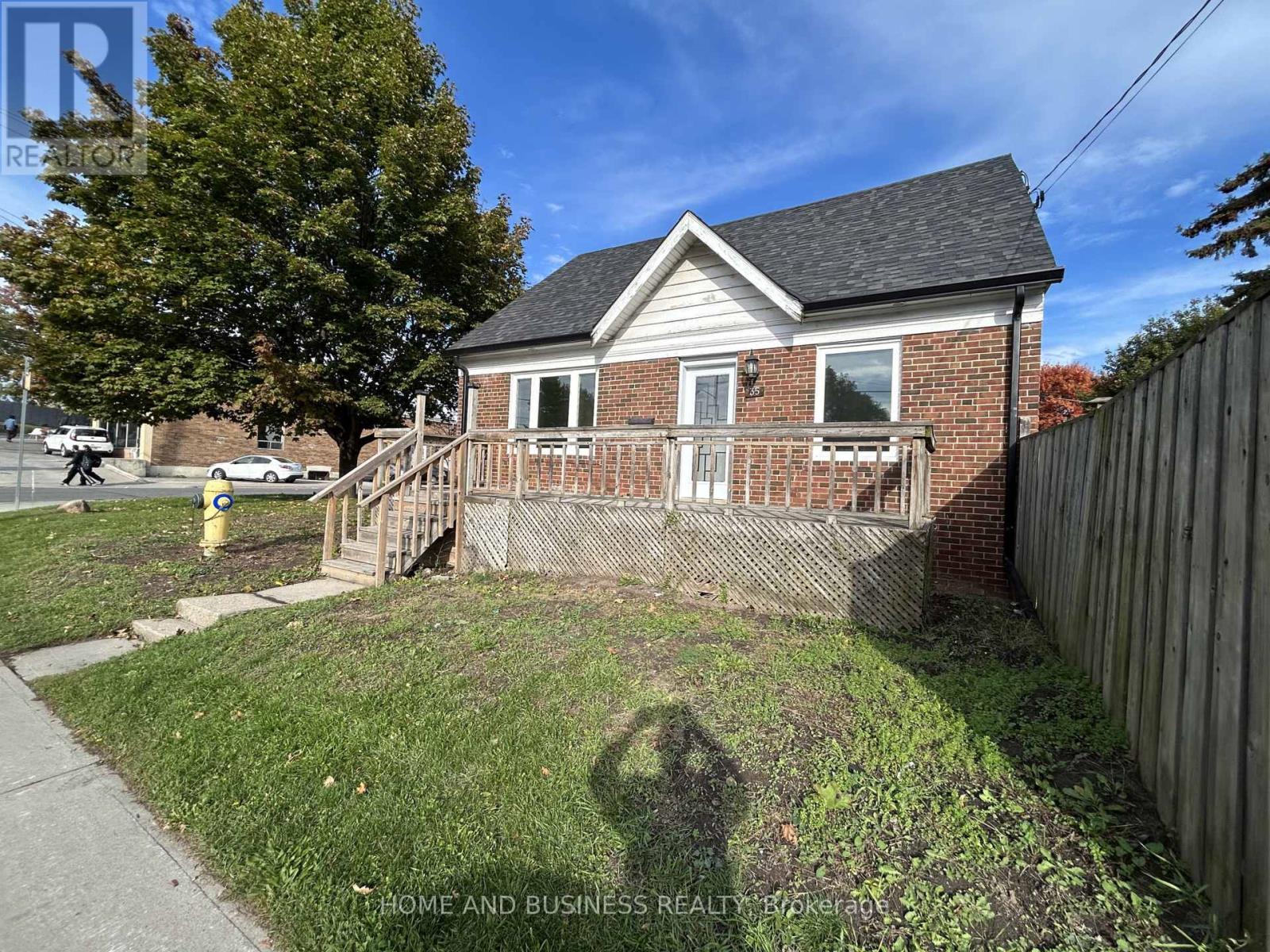 35 MACK AVENUE, Toronto, Ontario