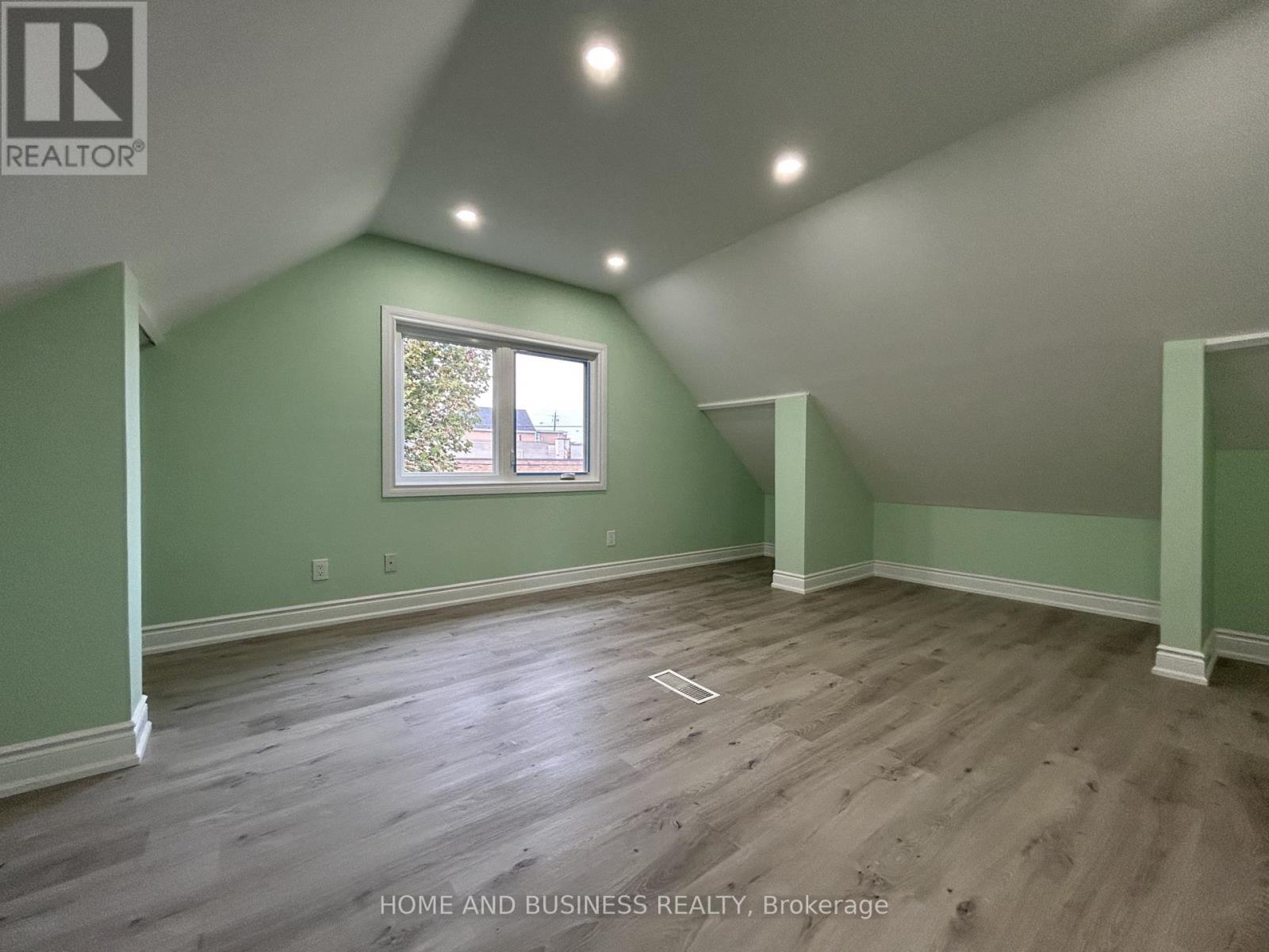 35 Mack Avenue, Toronto, Ontario  M1L 1M4 - Photo 31 - E12475912