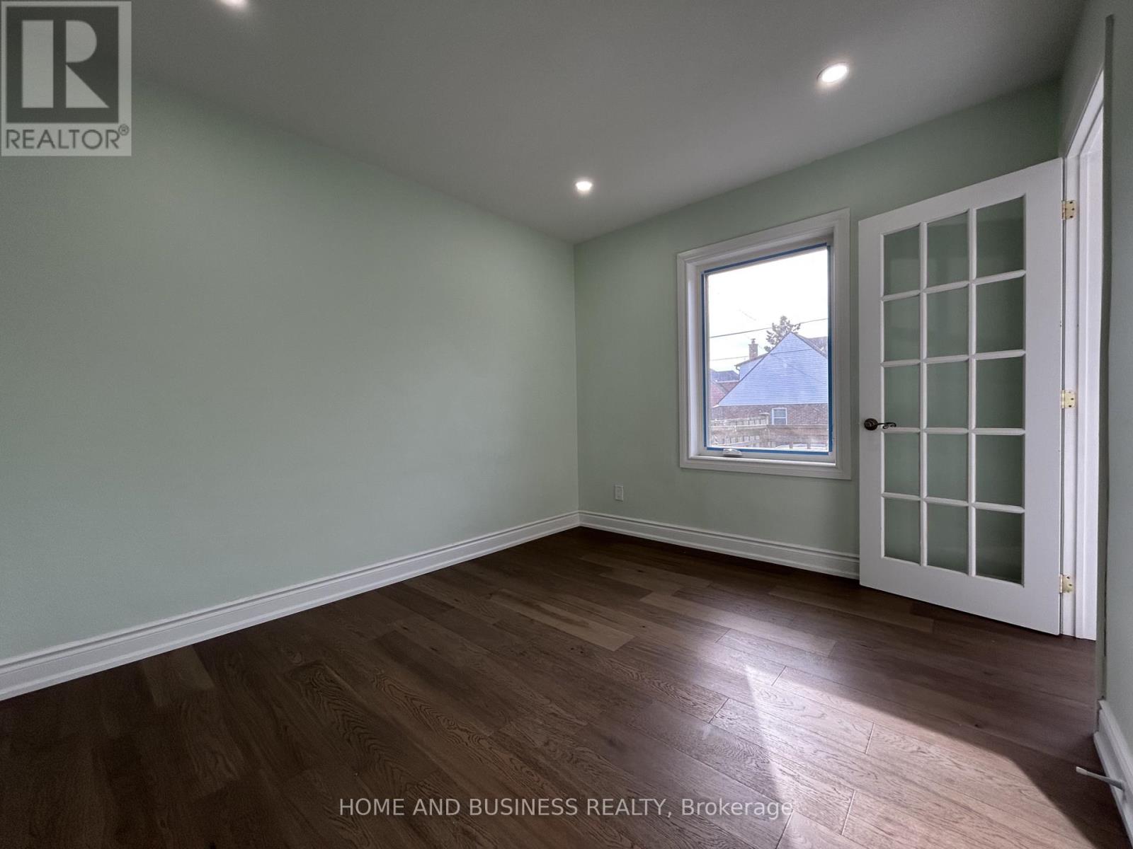 35 Mack Avenue, Toronto, Ontario  M1L 1M4 - Photo 32 - E12475912