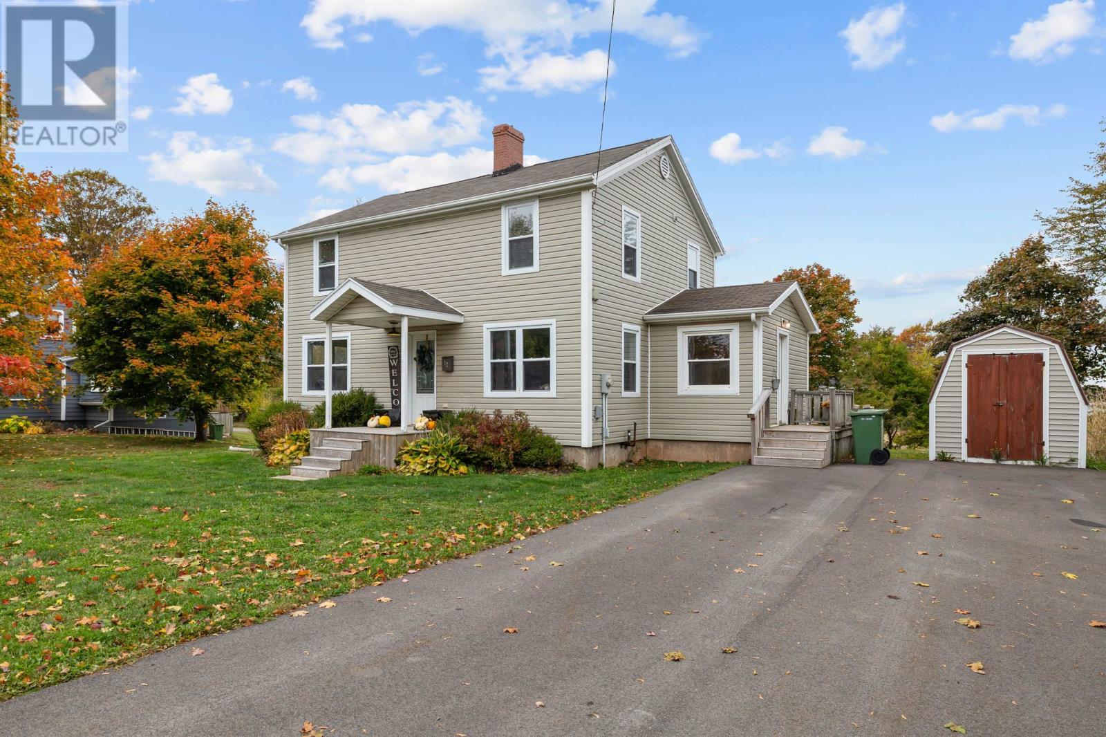 32 Stratford Road, Stratford, Prince Edward Island