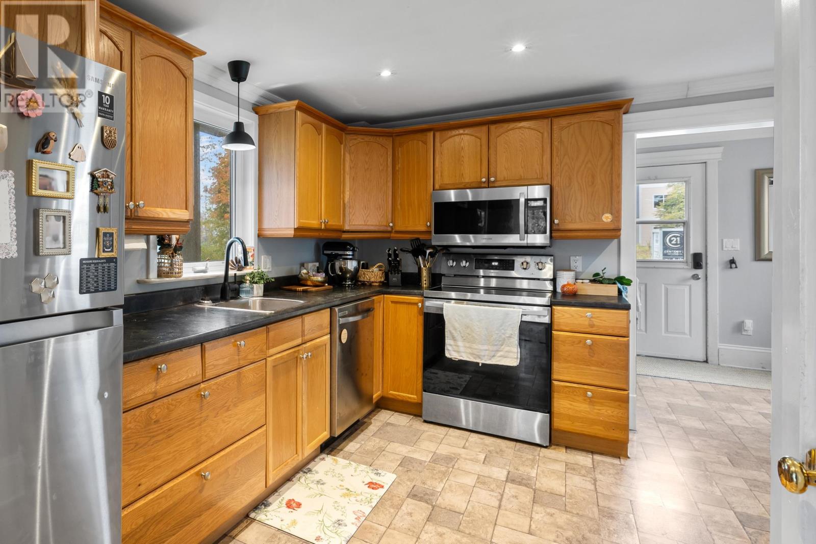 32 Stratford Road, Stratford, Prince Edward Island  C1B 1T5 - Photo 10 - 202526349
