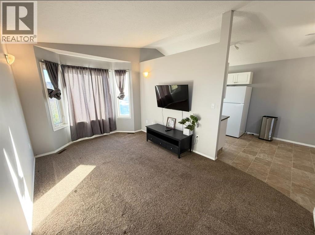 Property at 10504 102 Avenue image 4