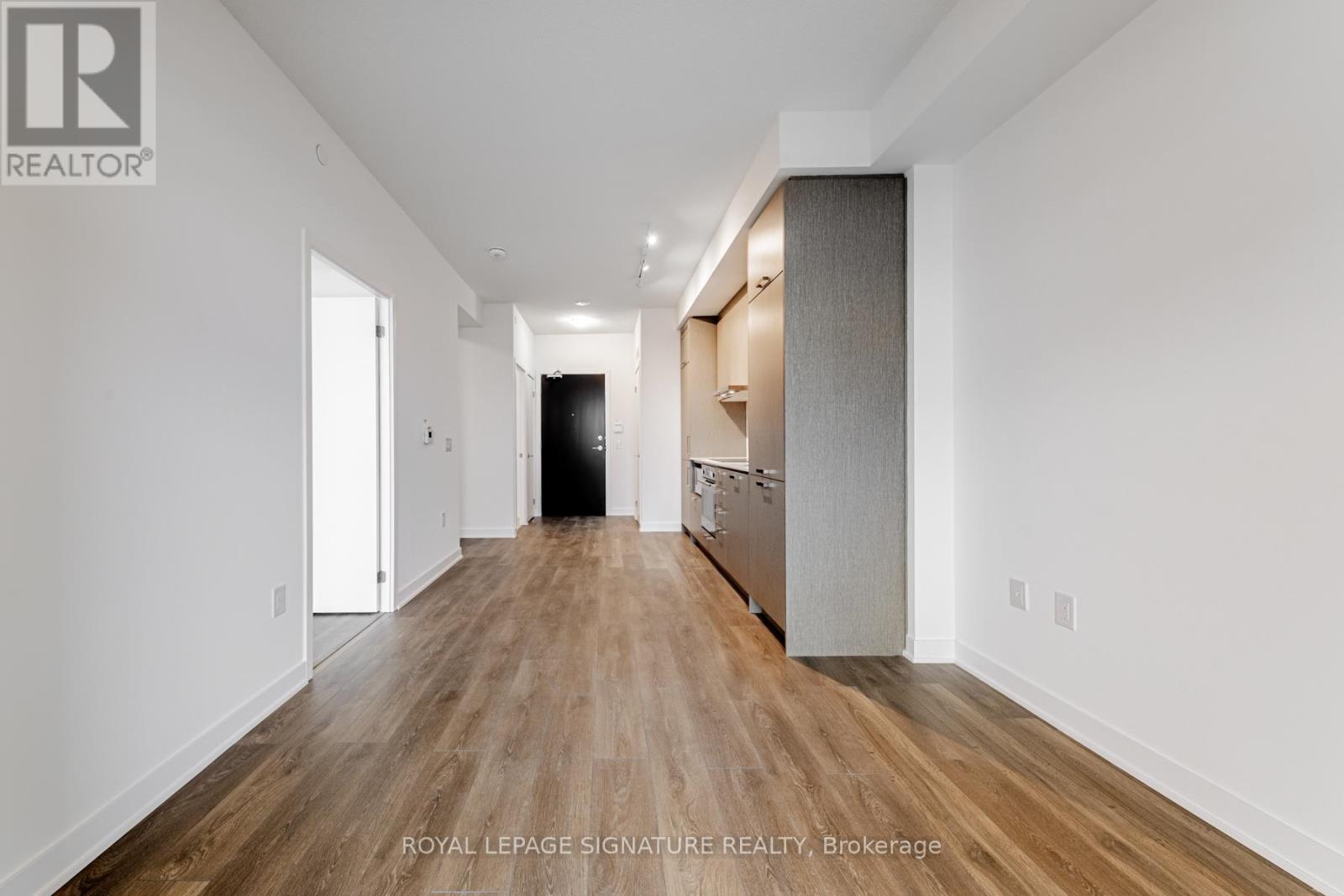 1507 - 10 Honeycrisp Crescent, Vaughan, Ontario  L4K 0M7 - Photo 11 - N12475579