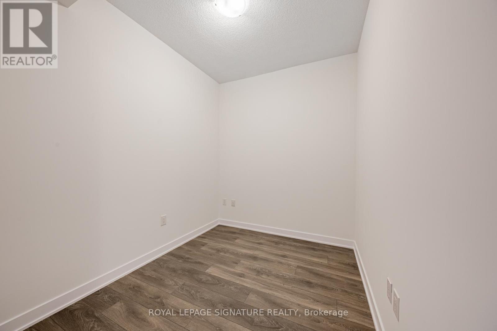 1507 - 10 Honeycrisp Crescent, Vaughan, Ontario  L4K 0M7 - Photo 15 - N12475579
