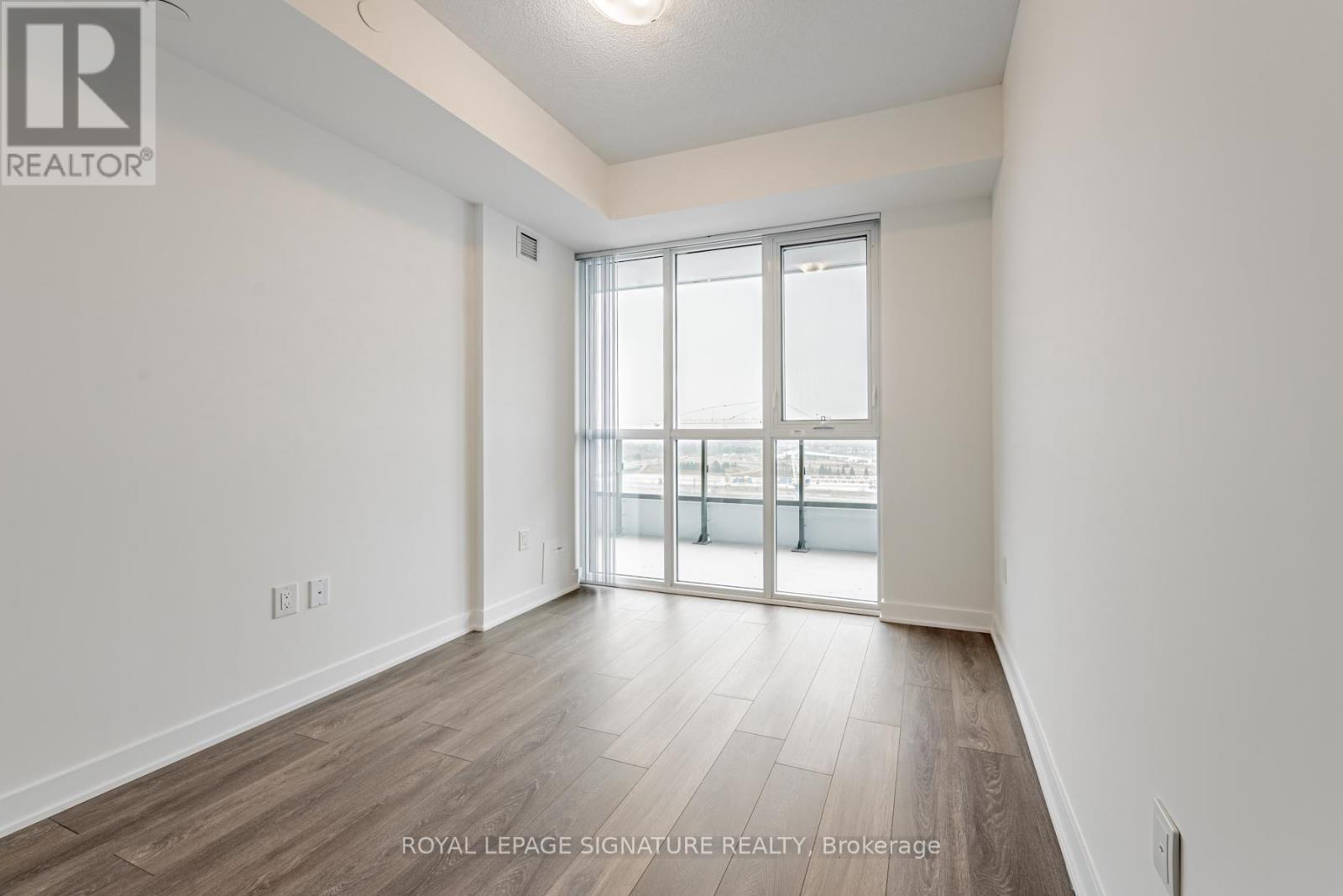 1507 - 10 Honeycrisp Crescent, Vaughan, Ontario  L4K 0M7 - Photo 18 - N12475579