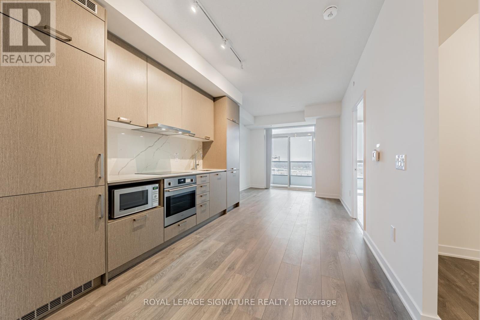 1507 - 10 Honeycrisp Crescent, Vaughan, Ontario  L4K 0M7 - Photo 7 - N12475579