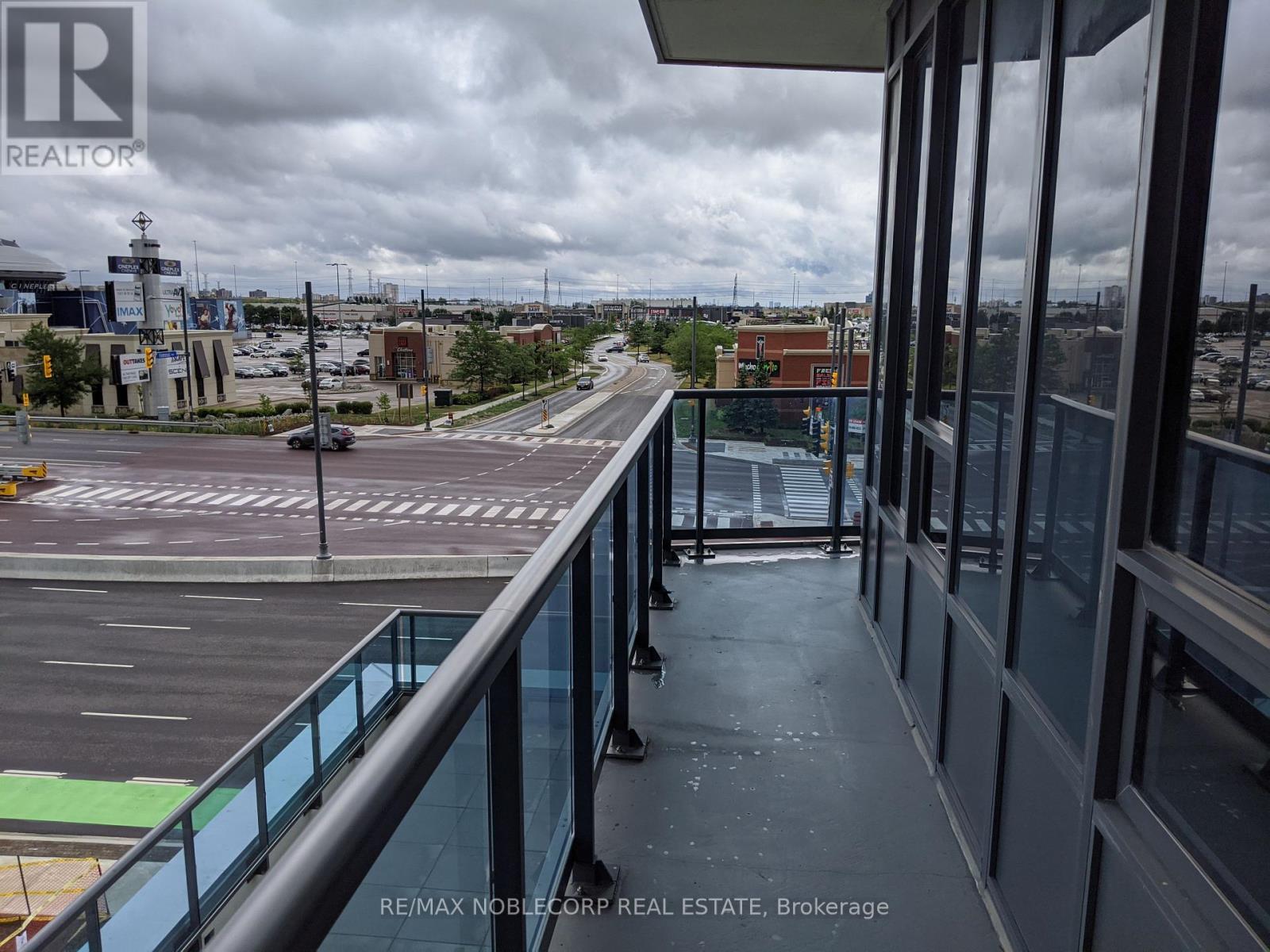 317 - 3600 Highway 7 W, Vaughan, Ontario  L4L 1A6 - Photo 13 - N12475586