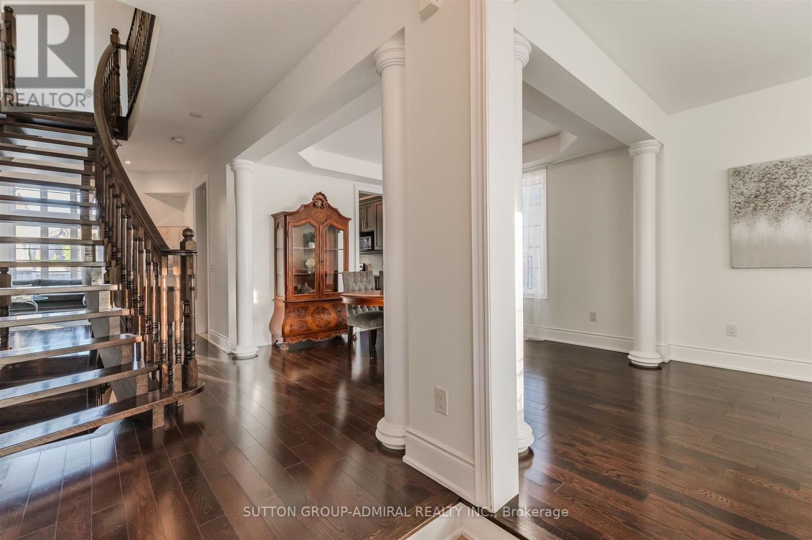 23 Samson Trail, King (Nobleton), Ontario  L7B 0A5 - Photo 7 - N12475602