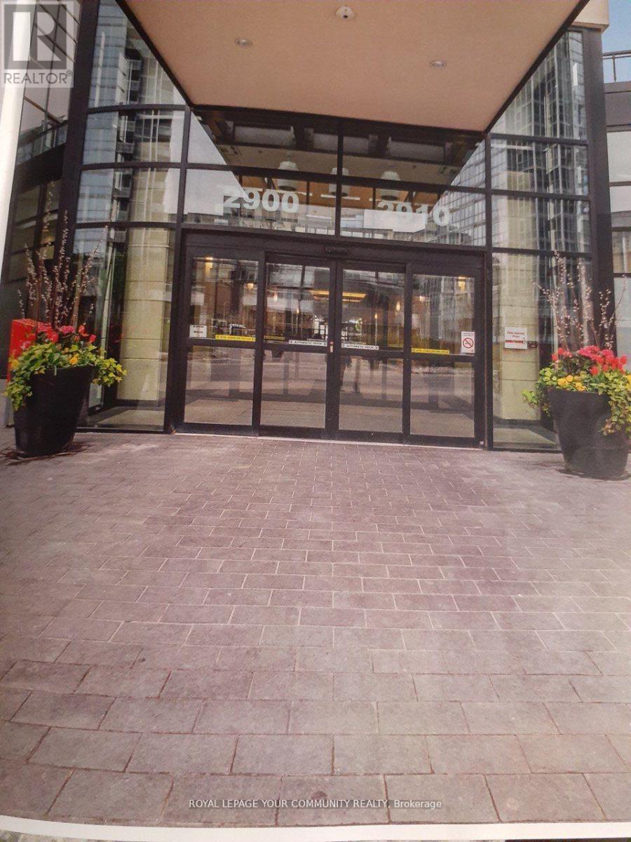 1604 - 2900 Highway 7 Road, Vaughan, Ontario  L4K 0G3 - Photo 1 - N12475651