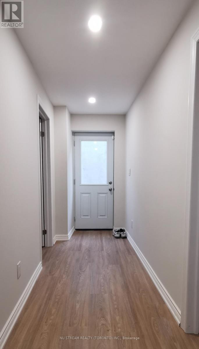 Bsmt - 15 Comet Street, Richmond Hill, Ontario  L4C 4M9 - Photo 3 - N12475713
