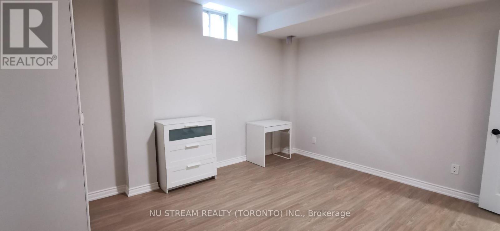 Bsmt - 15 Comet Street, Richmond Hill, Ontario  L4C 4M9 - Photo 8 - N12475713