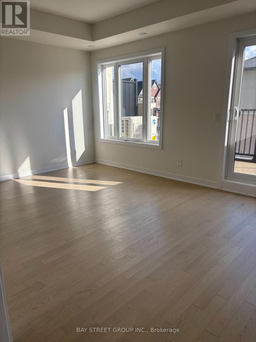 61 York Downs Boulevard, Markham, Ontario  L6C 3M6 - Photo 8 - N12475752