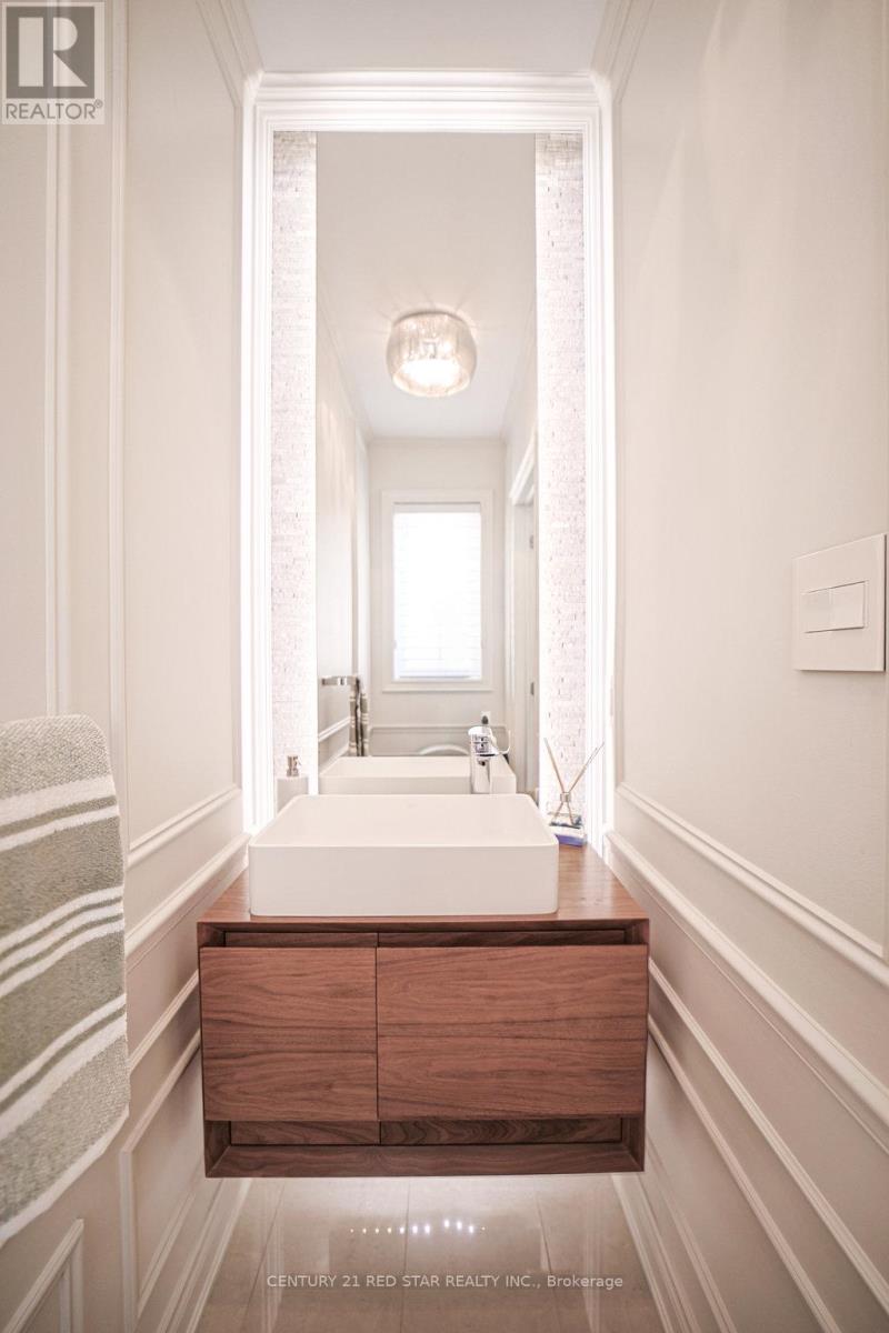 35 Stanton Avenue, Vaughan, Ontario  L4H 0V5 - Photo 21 - N12475829