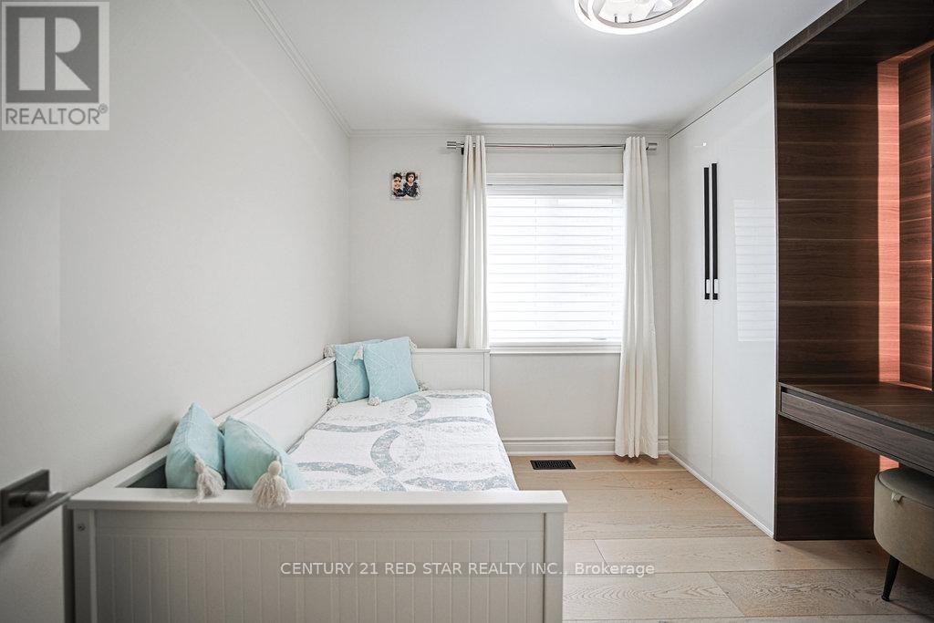 35 Stanton Avenue, Vaughan, Ontario  L4H 0V5 - Photo 30 - N12475829